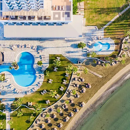 Resort Golden Bay Lárnaca