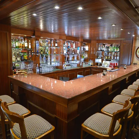 Golden Bay Resort 5*