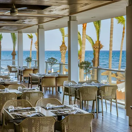Resort Golden Bay 5*