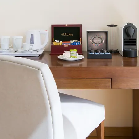 Resort Golden Bay 5*