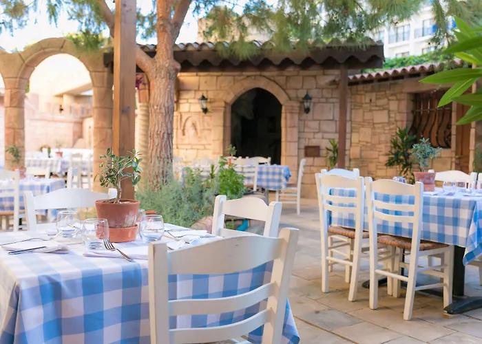 אתר נופש Golden Bay