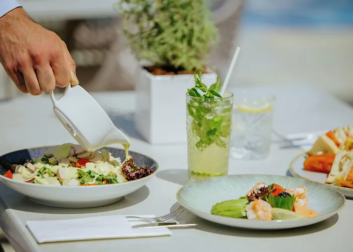 Golden Bay אתר נופש