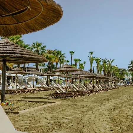 Курортный комплекс Golden Bay 5*