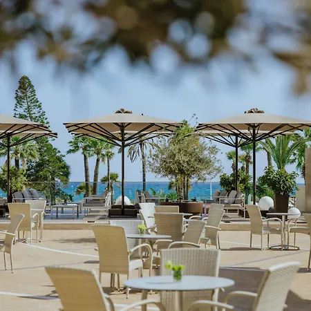 Golden Bay Θέρετρο Λάρνακα