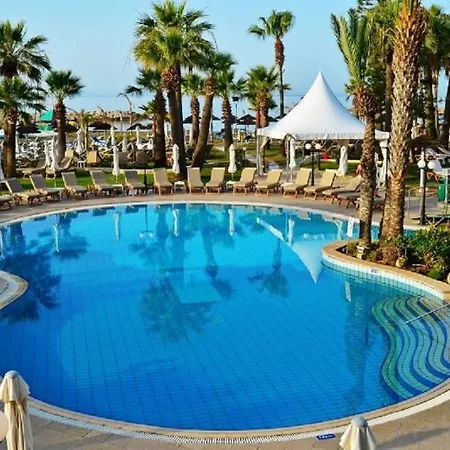 Golden Bay Larnaca