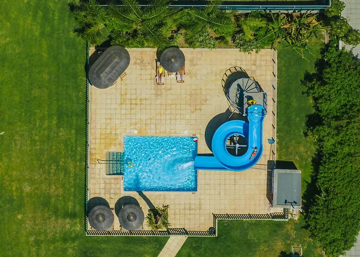 Golden Bay Resort Lárnaca