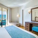 Resort Golden Bay