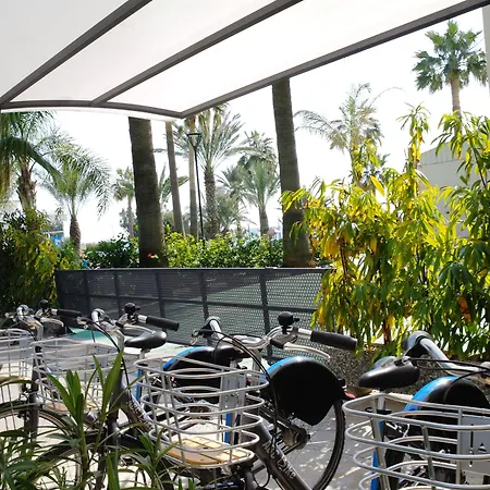 Golden Bay Rezort Larnaca